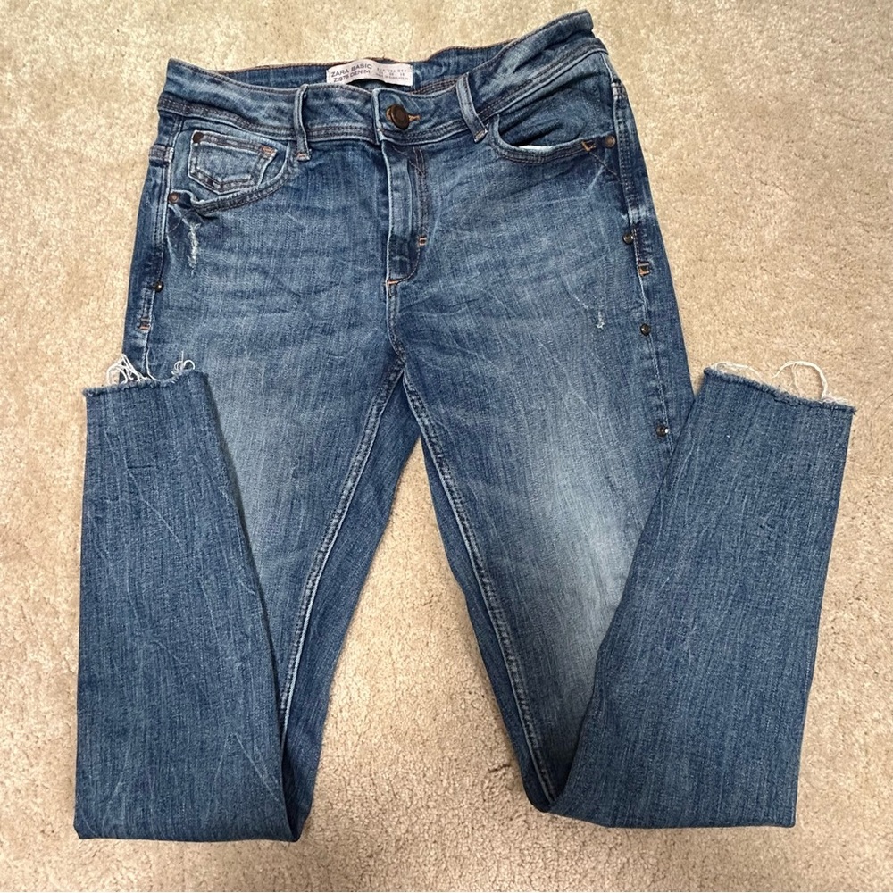 Zara Crystal Studded Leg Skinny Jeans Womens 6 Blue Frayed‎ Hem Distressed